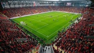 Göztepe taraftarı kombineleri 3 saatte bitirdi