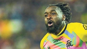 Fener'den Nzola bombası