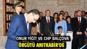 Onur Yiğit ve CHP Balçova Örgütü Anıtkabir'de