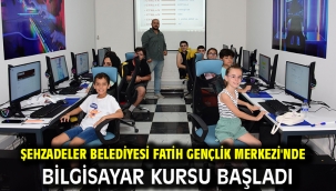 Şehzadeler Belediyesi Fatih Gençlik Merkezi'nde Bilgisayar Kursu Başladı