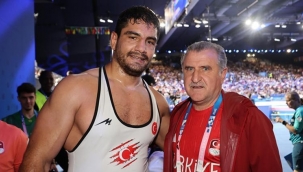 Gençlik ve Spor Bakanı Osman Aşkın Bak, Paris 2024'ü değerlendirdi: Verilen imkanları doğru kullanamayan federasyonlar bunun hesabını verecek