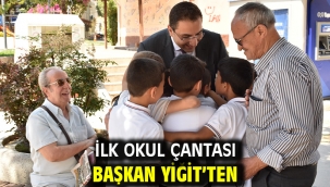 İlk okul çantası Başkan Yiğit'ten