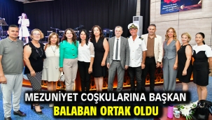 Mezuniyet Coşkularına Başkan Balaban Ortak Oldu