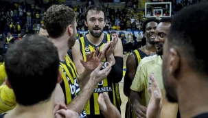 THY Euroleague'de haftanın panoraması: Fenerbahçe'nin liderliği sürüyor, Anadolu Efes kayıp, Ataman'sız Panathinaikos yenildi