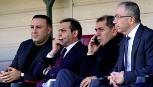 Galatasaray Yönetimi, antrenmanı tam kadro takip etti