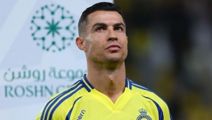 Cristiano Ronaldo: Suudi Arabistan'da mutluyum