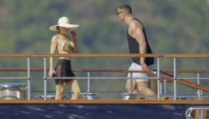 Lauren Sanchez eski erkek arkadaşıyla Jeff Bezos'un yatındayken gümrük baskını yapıldı