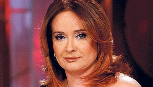 Yeşilçam'ın usta ismi Müjde Ar trafik kazası geçirdi!