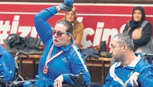 Kırık ayakla bronz madalya kazandı