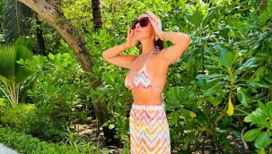 Hadise'nin Maldivler kaçamağı