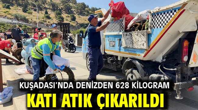 Kuşadası'nda Denizden 628 Kilogram Katı Atık Çıkarıldı