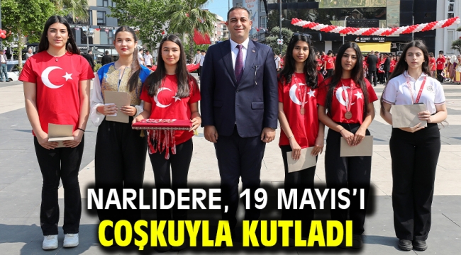 Narlıdere, 19 Mayıs'ı Coşkuyla Kutladı