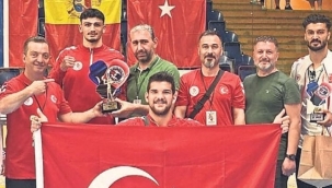 Boksta 3 madalya daha