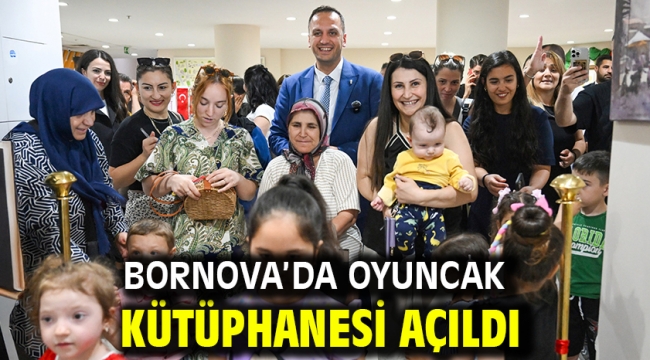 Bornova'da Oyuncak Kütüphanesi açıldı