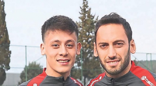 Milliler sahne alacak