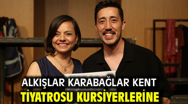 Alkışlar Karabağlar Kent Tiyatrosu Kursiyerlerine
