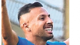 Buca'da Yasin de ayrılıyor