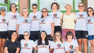 Karşıyaka Veteran Hentbol şampiyon
