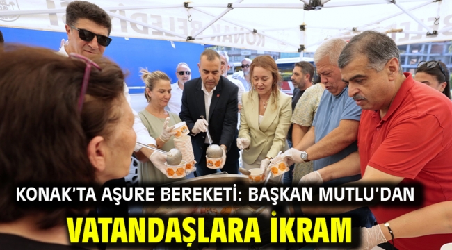 Konak'ta aşure bereketi: Başkan Mutlu'dan vatandaşlara ikram