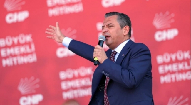 Özgür Özel'in duyurması bekleniyor: İki vekil CHP'ye geçiyor