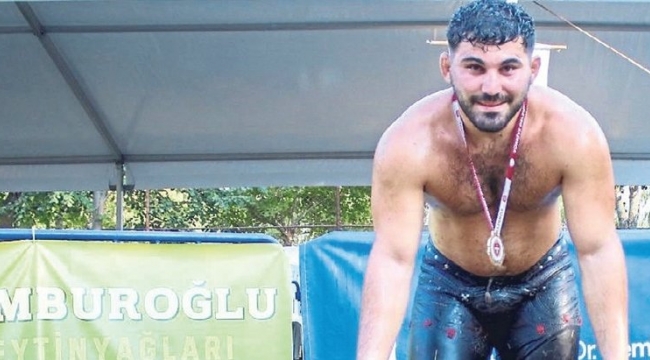 İzmir'de başpehlivan Erkan Taş oldu