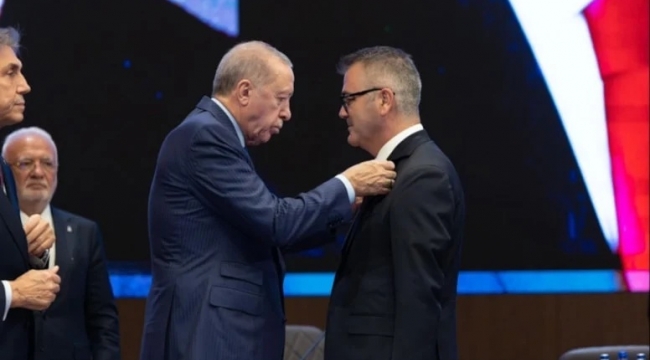 AKP'ye geçen başkan silah harcını belediye kasasından ödetmiş