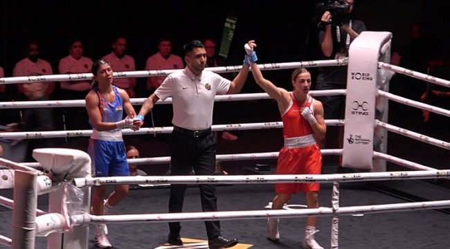 Buse ve Büşra'dan gümüş madalya