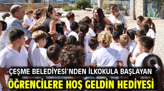 Çeşme Belediyesi'nden ilkokula başlayan öğrencilere hoş geldin hediyesi