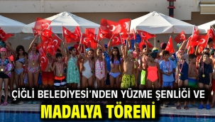 Çiğli Belediyesi'nden yüzme şenliği ve madalya töreni