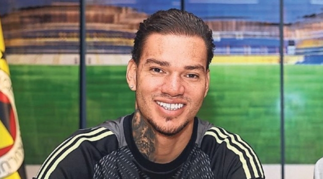 Ederson imzayı attı