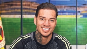 Ederson imzayı attı