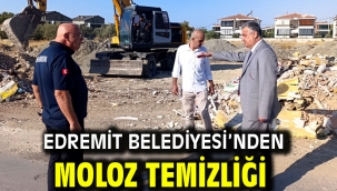 Edremit Belediyesi'nden moloz temizliği
