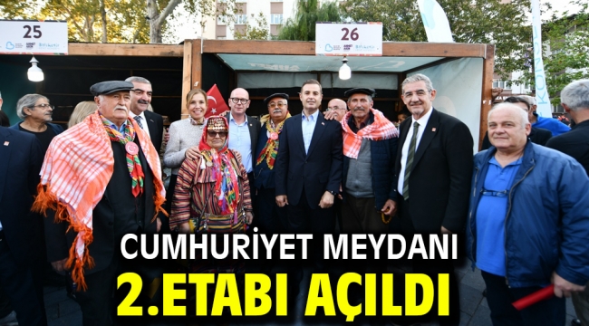 Cumhuriyet Meydanı 2.etabı açıldı