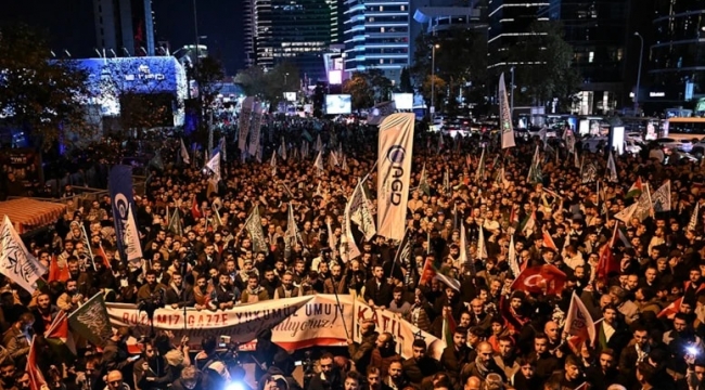 İsrail müdahalesi sonrası halk sokağa çıktı
