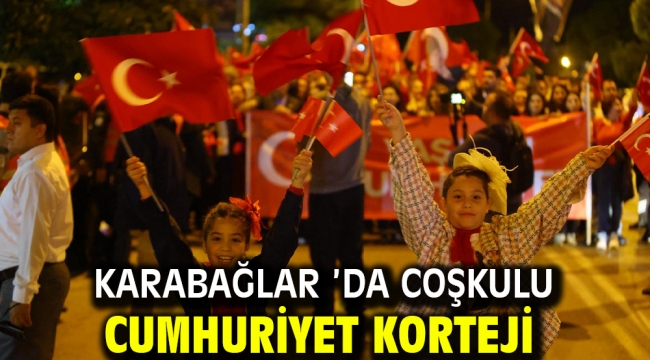 Karabağlar 'da Coşkulu Cumhuriyet Korteji