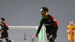 Adem'e teklif yağıyor