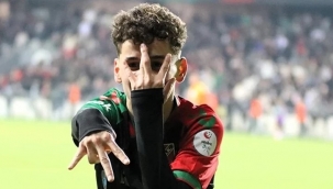 Adem Kadıköy yolcusu