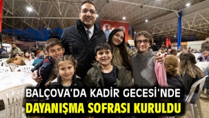 Balçova'da Kadir Gecesi'nde Dayanışma Sofrası Kuruldu