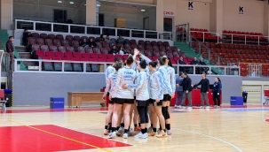 Manisa'nın tek Kadın Basketbol Takımı Turgutlu Belediyespor Adını Yarı Finale Yazdırdı