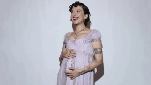 Melike Şahin anne oluyor