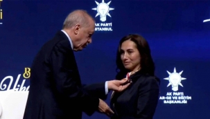 Başkan AKP'ye geçti, belediyede satışlar başladı