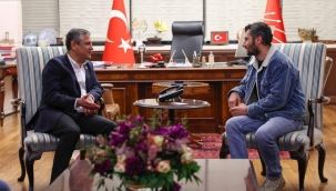 SOL Parti'den CHP Lideri Özgür Özel'e ziyaret