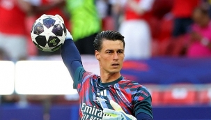 Kara Kartal'a İspanyol eldiven