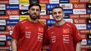 Orkun Kökçü ve Kerem Aktürkoğlu'ndan Dünya Kupası mesajı