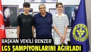 Başkan Vekili Benzer LGS şampiyonlarını ağırladı