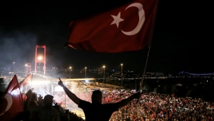 İrade ve zaferin 10. yılı: Türkiye bir kez daha tek yürek!
