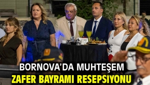 Bornova'da muhteşem Zafer Bayramı resepsiyonu