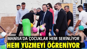 Manisa'da Çocuklar Hem Serinliyor Hem Yüzmeyi Öğreniyor