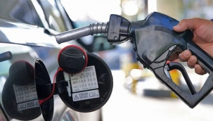 Motorine yine zam geldi: İlk kez üç haneli rakam görüldü