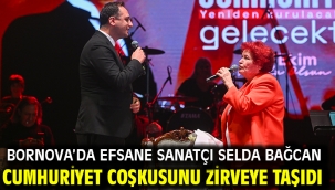 Bornova'da Efsane Sanatçı Selda Bağcan Cumhuriyet coşkusunu zirveye taşıdı